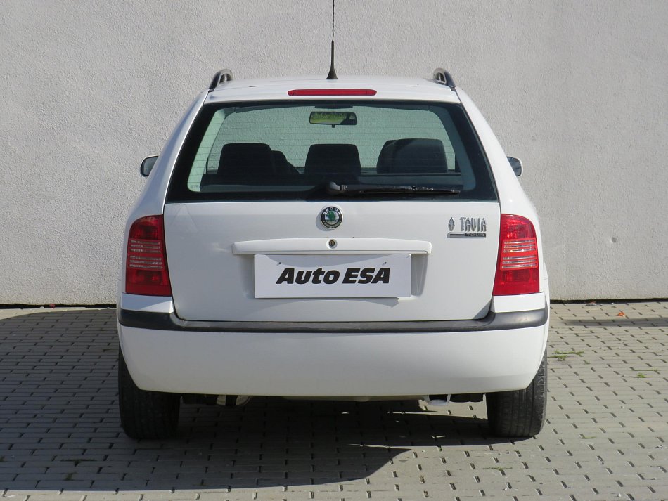 Škoda Octavia 1.6i Tour