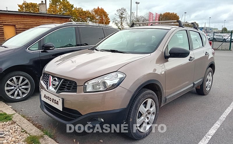 Nissan Qashqai 1.6 i 