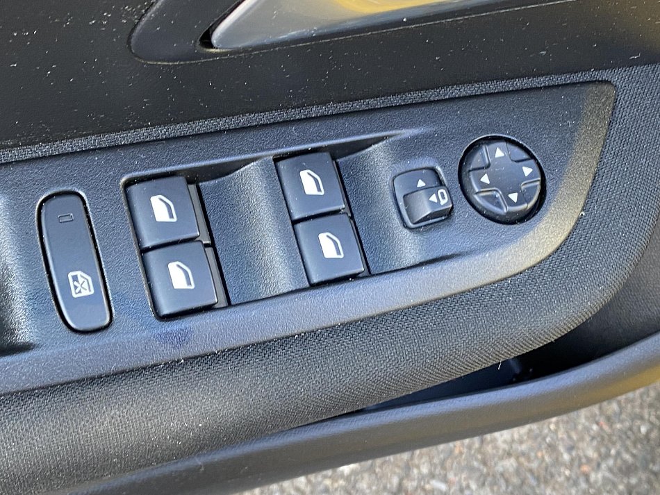 Peugeot 208 1.2 PT Active