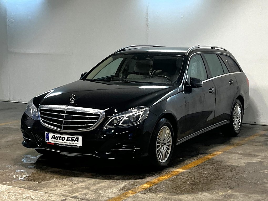 Mercedes-Benz Třída E 2.2 CDi Elegance E250