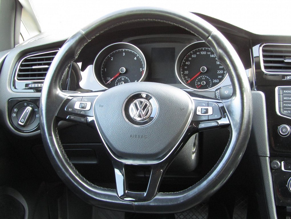 Volkswagen Golf 2.0TDi 