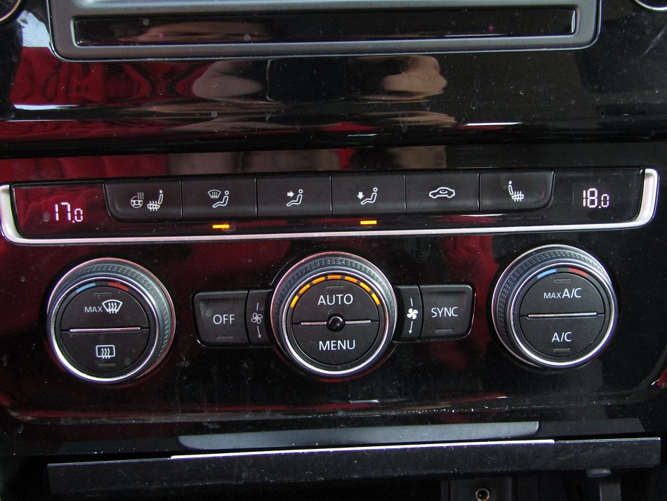 Volkswagen Golf 2.0TDi 