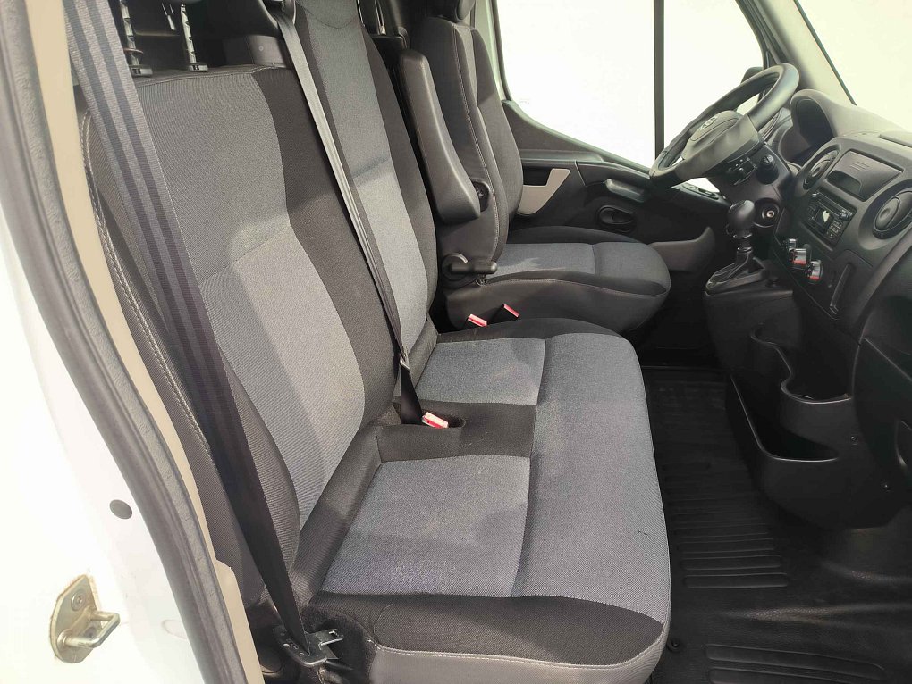 Nissan NV400 2.3dCi  L2H2