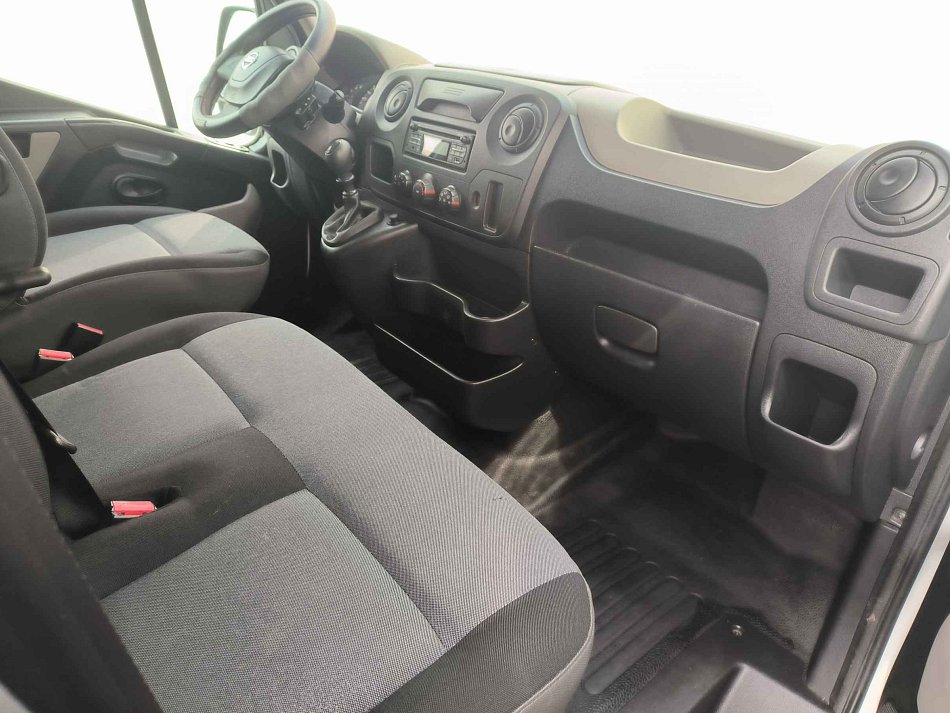 Nissan NV400 2.3dCi  L2H2