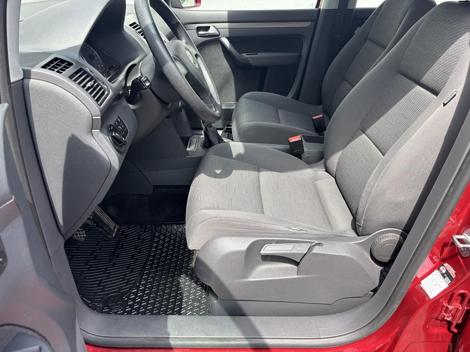 Volkswagen Touran 1.6i 