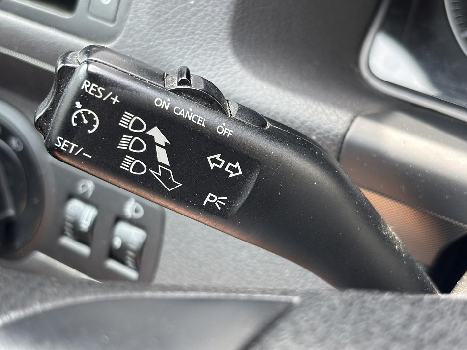Volkswagen Touran 1.6i 