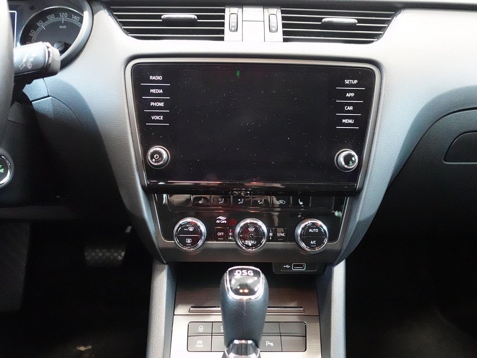 Škoda Octavia III 2.0TDi Ambition