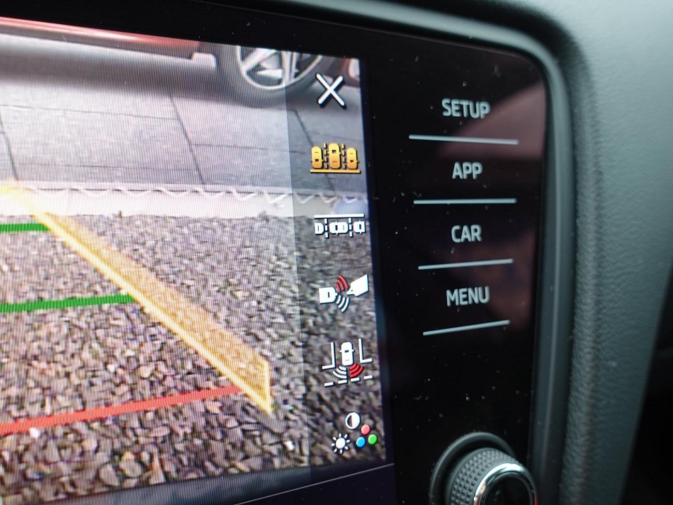 Škoda Octavia III 2.0TDi Ambition