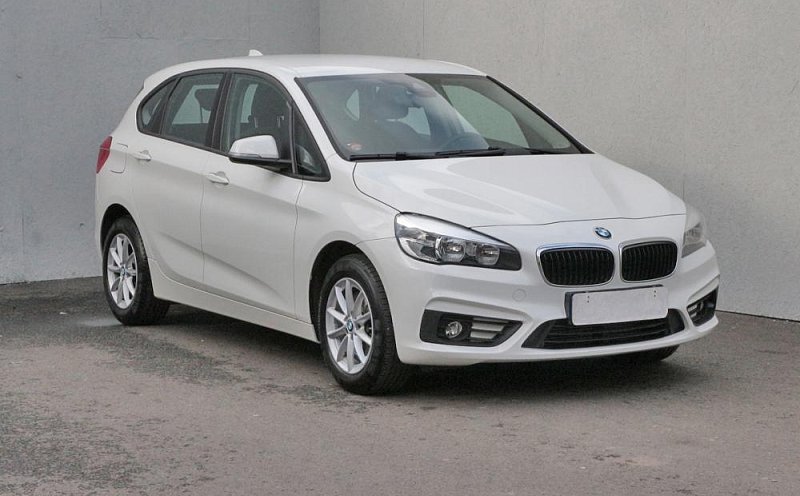 BMW Řada 2 2.0d  218d