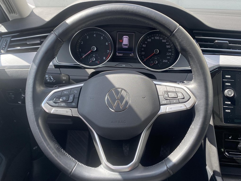 Volkswagen Passat 1.5 TSi Business
