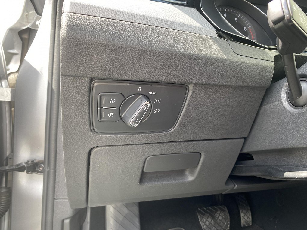Volkswagen Passat 1.5 TSi Business