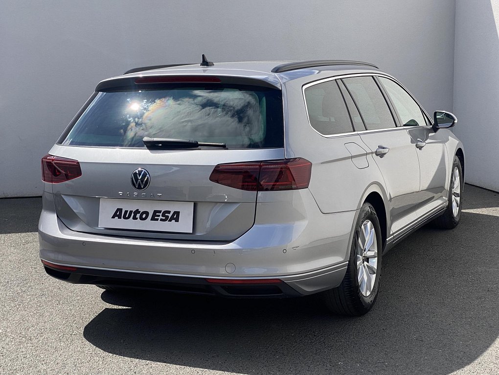 Volkswagen Passat 1.5 TSi Business