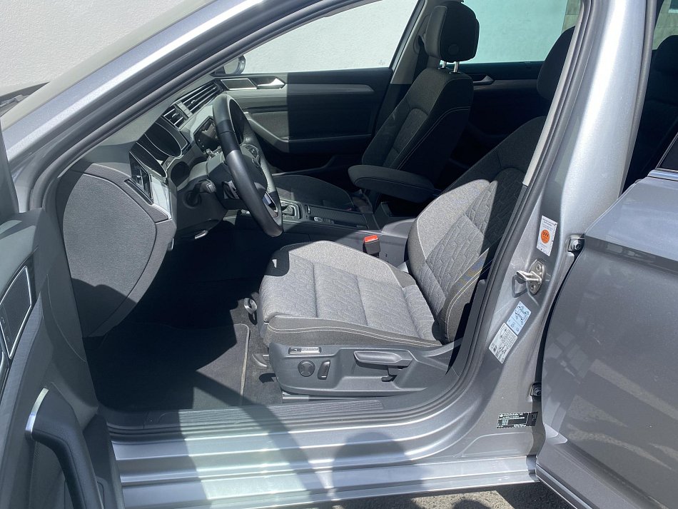 Volkswagen Passat 1.5 TSi Business