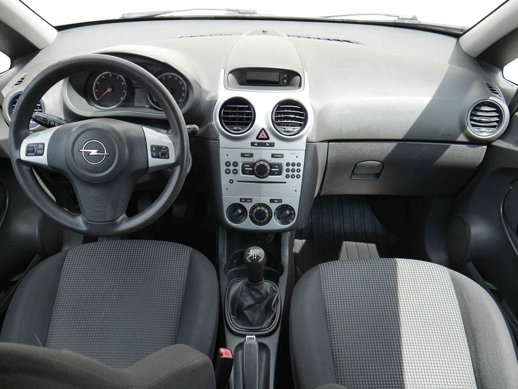 Opel Corsa 1.0i 