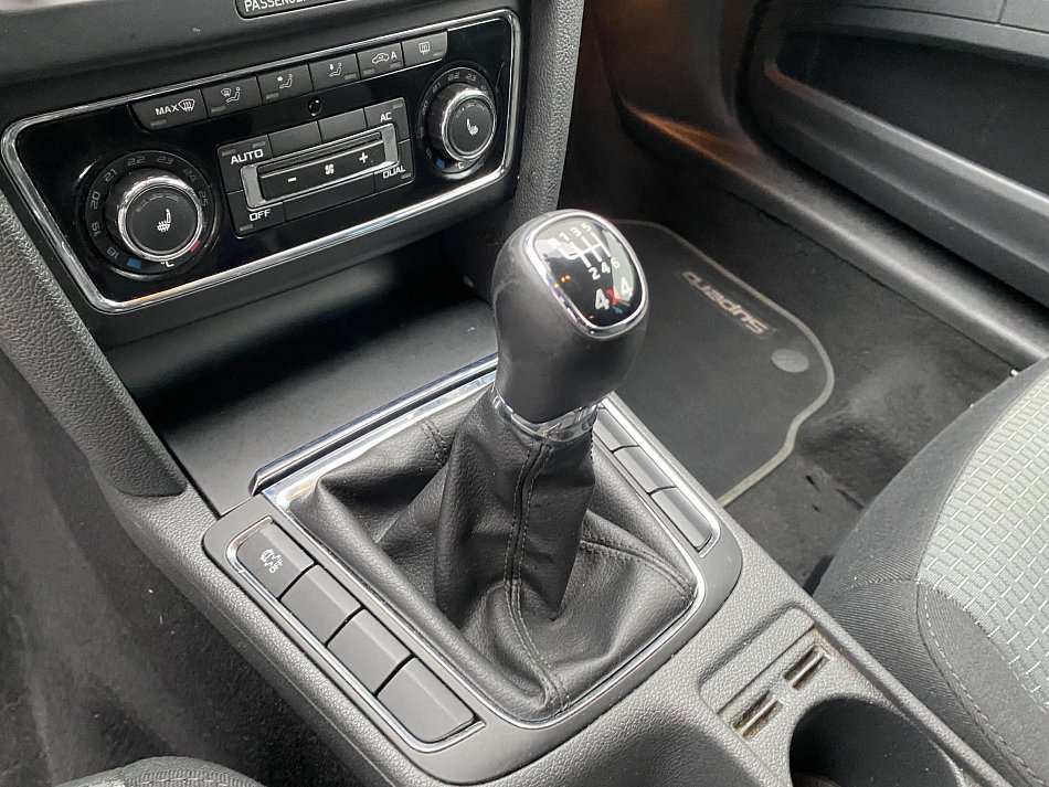 Škoda Superb II 2.0 TDi Ambition 4x4