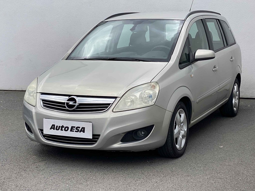 Opel Zafira 1.9 CDTi  7míst
