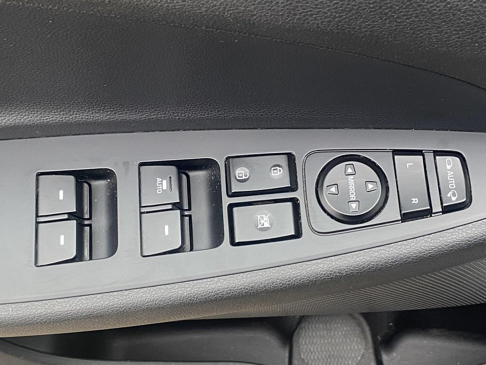 Hyundai Tucson 1.7 CRDi Trikolor