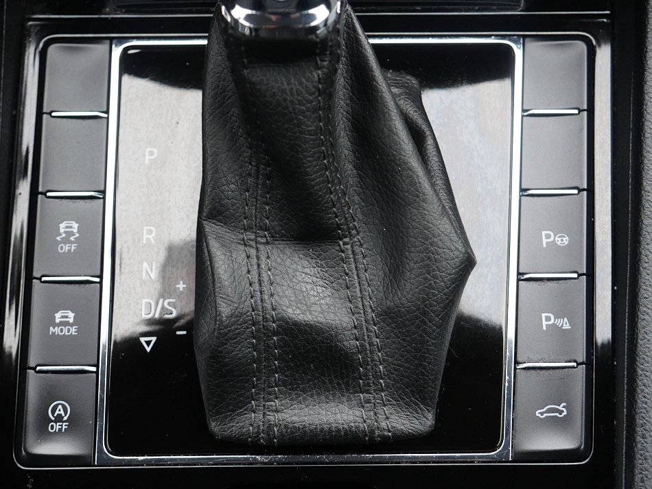 Škoda Superb III 2.0 TSi  4x4