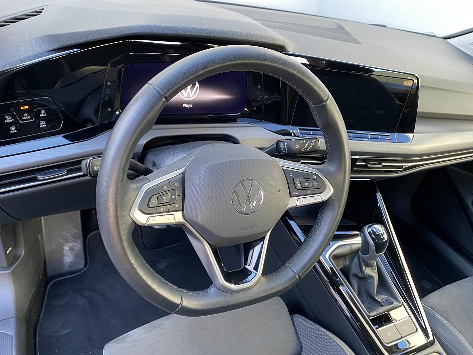 Volkswagen Golf 1.5 TSi Style