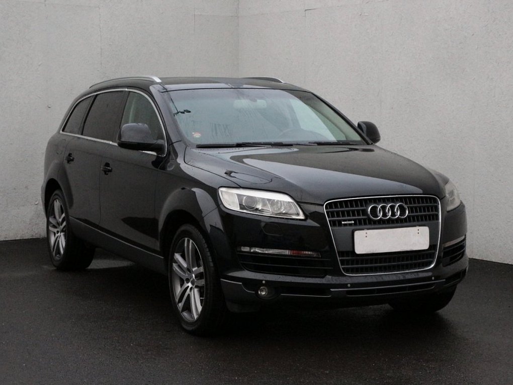 Audi Q7 4.2TDi S-line