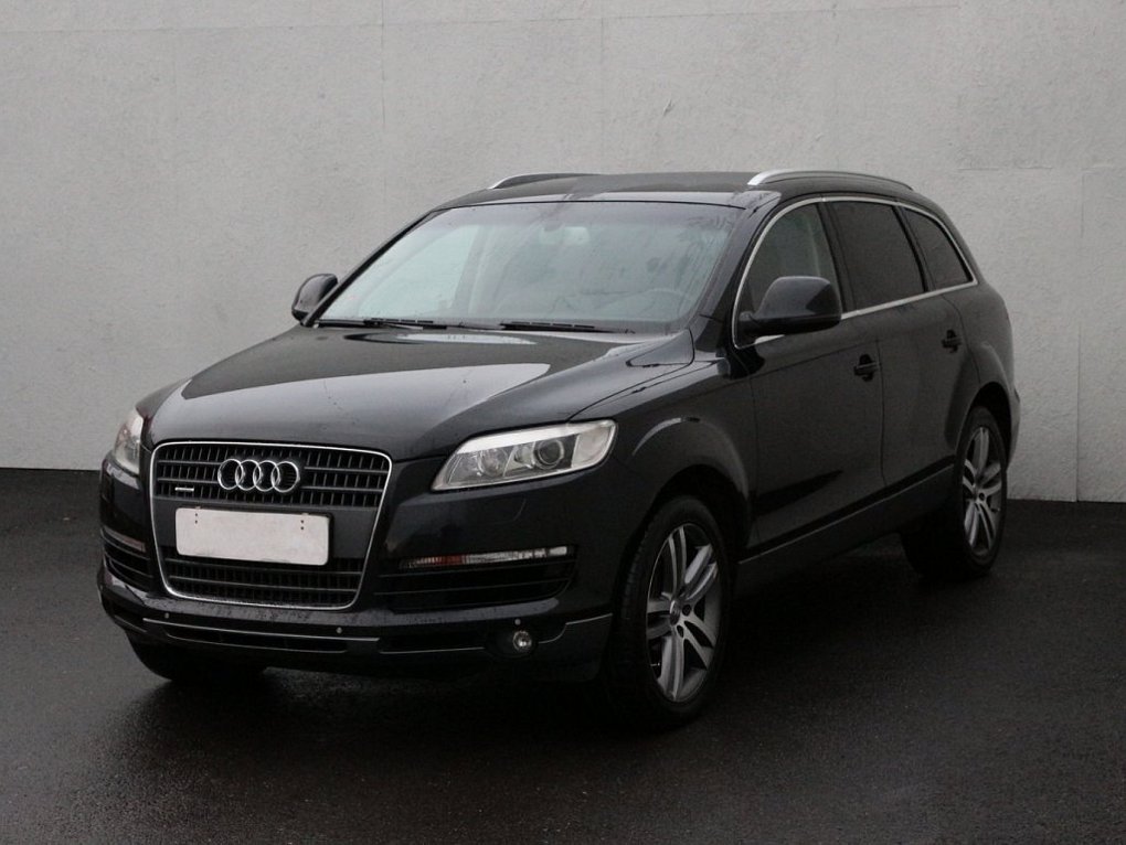 Audi Q7 4.2TDi S-line