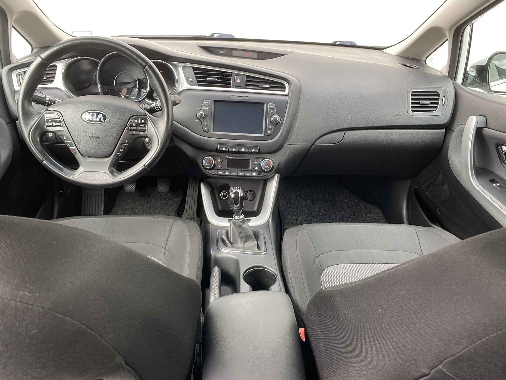 Kia Ceed 1.6 GDi 