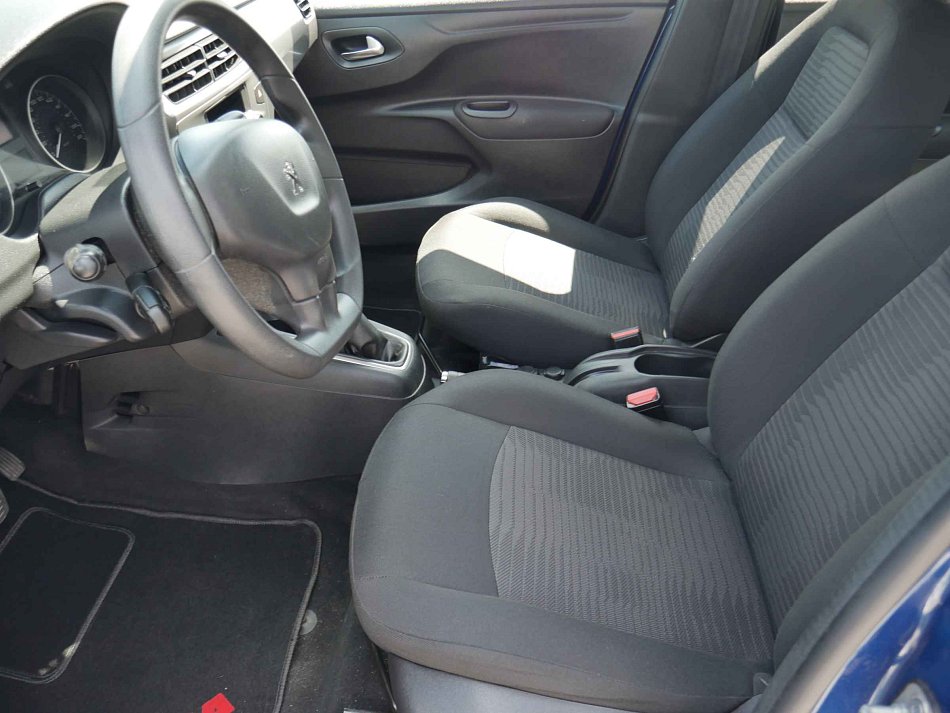 Peugeot 301 1.2PT Allure