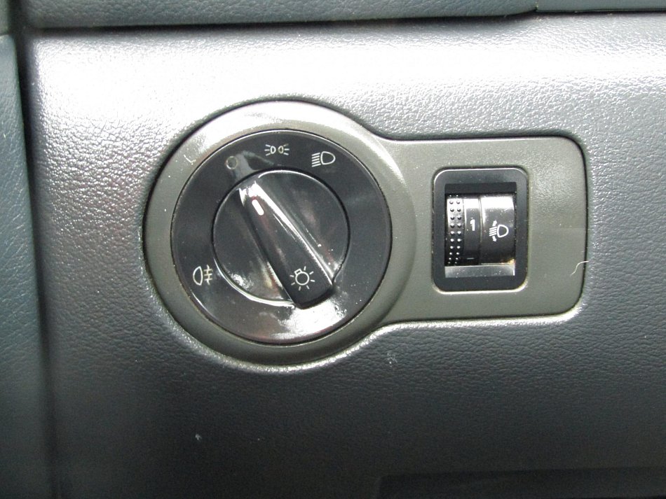Škoda Octavia 1.6 MPi Tour