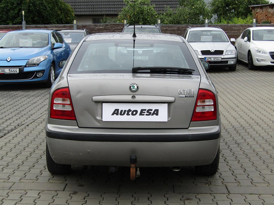 Škoda Octavia 1.6 MPi Tour
