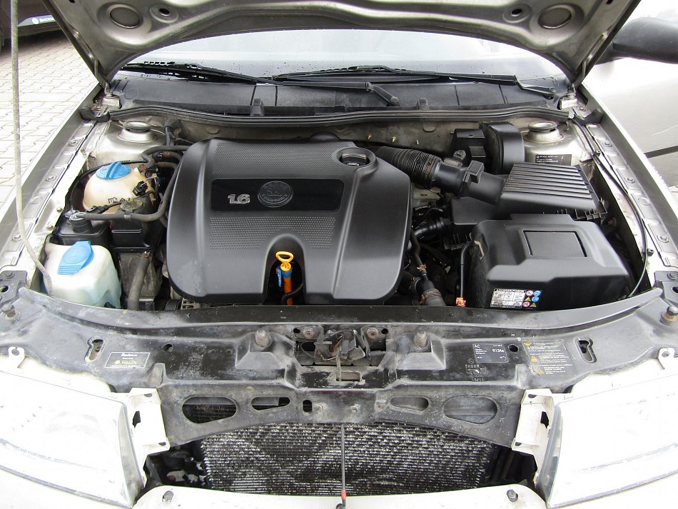 Škoda Octavia 1.6 MPi Tour