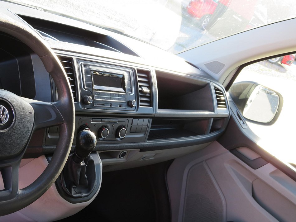 Volkswagen Transporter 2.0TDi  T6