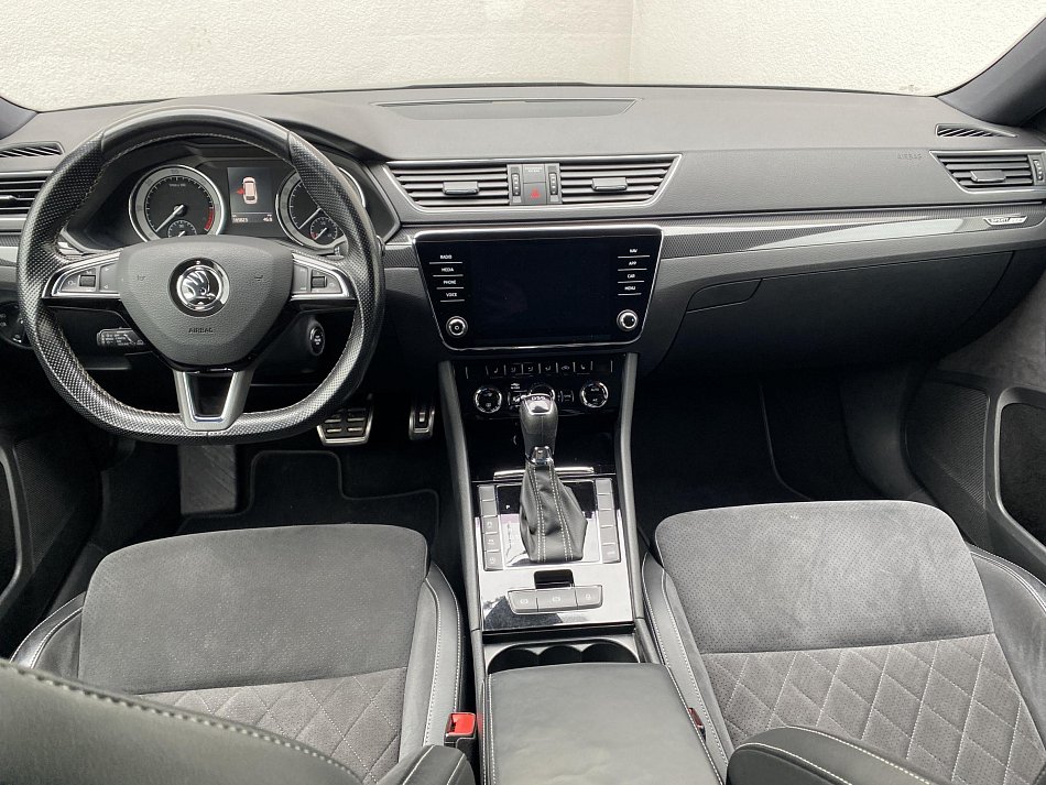 Škoda Superb III 2.0 TDi SportLine