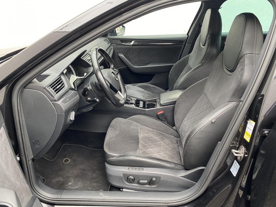 Škoda Superb III 2.0 TDi SportLine