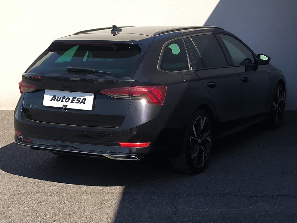 Škoda Octavia IV 2.0 TSi SportLine 4X4