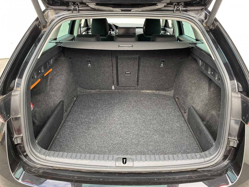 Škoda Octavia IV 1.0 TSi Style