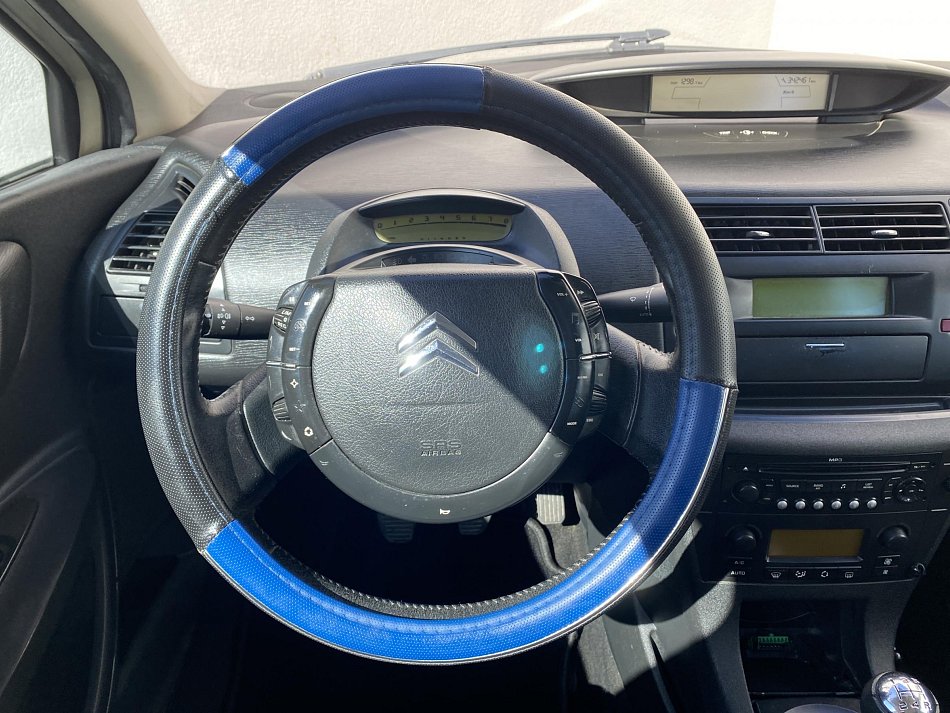 Citroën C4 1.6i 
