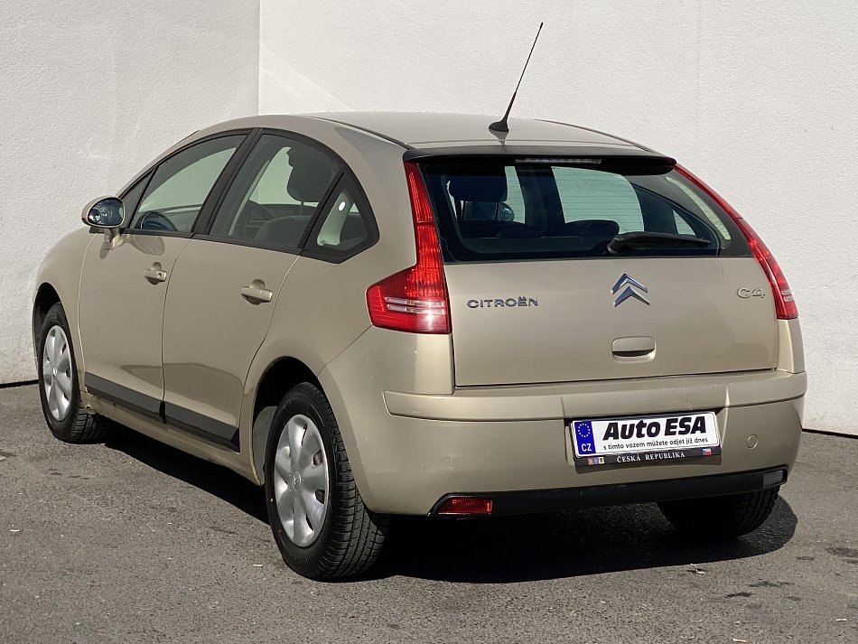 Citroën C4 1.6i 
