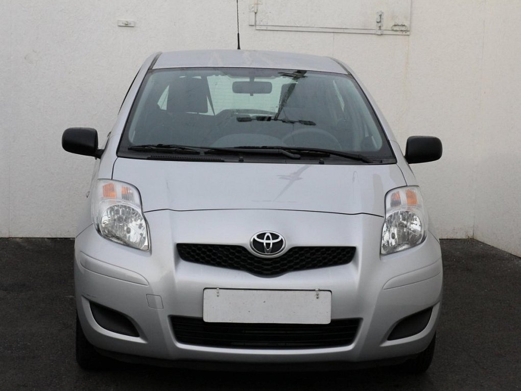 Toyota Yaris 1.0I 