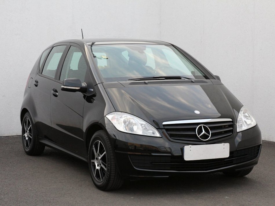 Mercedes-Benz Třída A 1.5i 