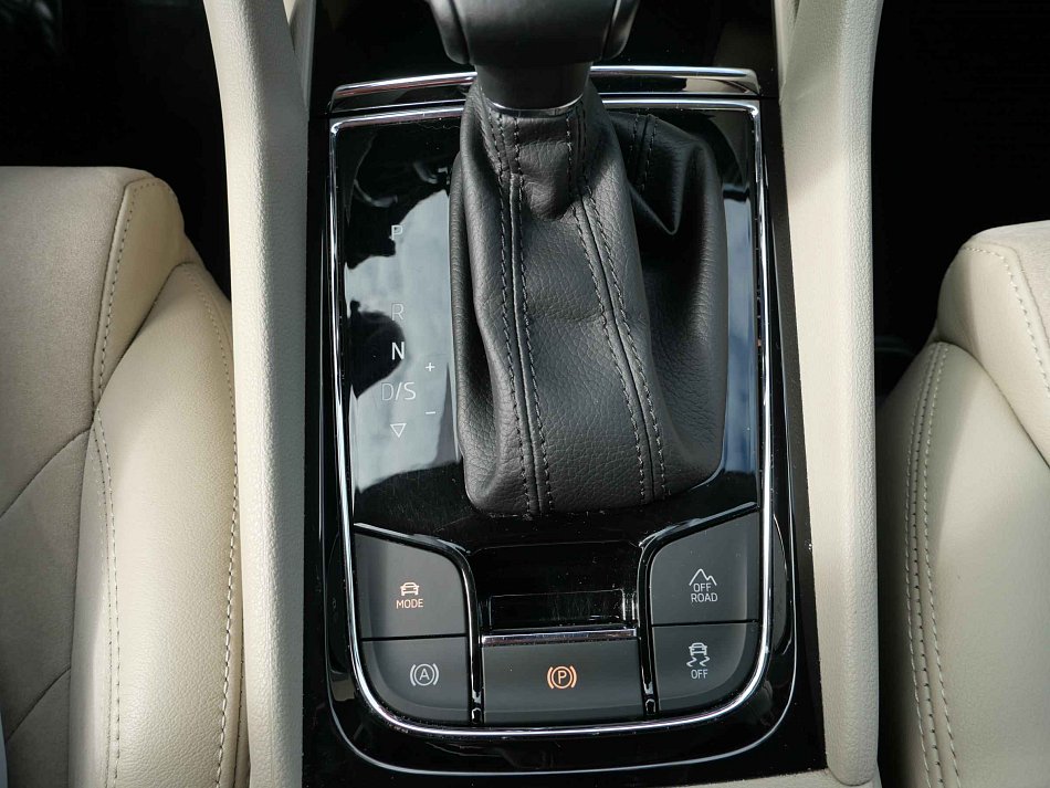 Škoda Kodiaq 2.0 TDi Style 4x4, 7míst