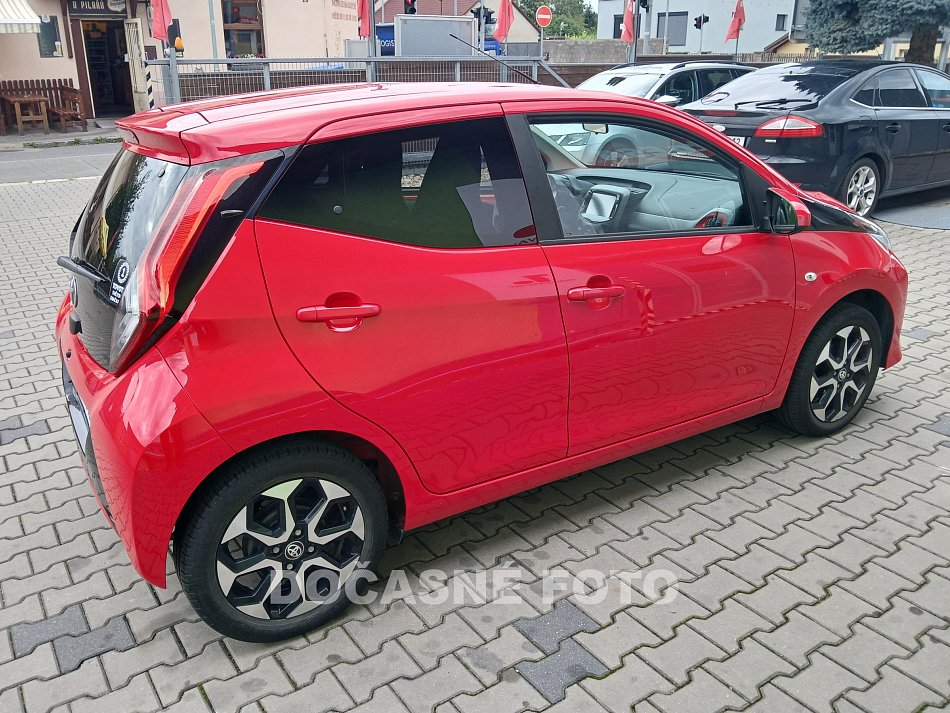 Toyota Aygo 1.0i 