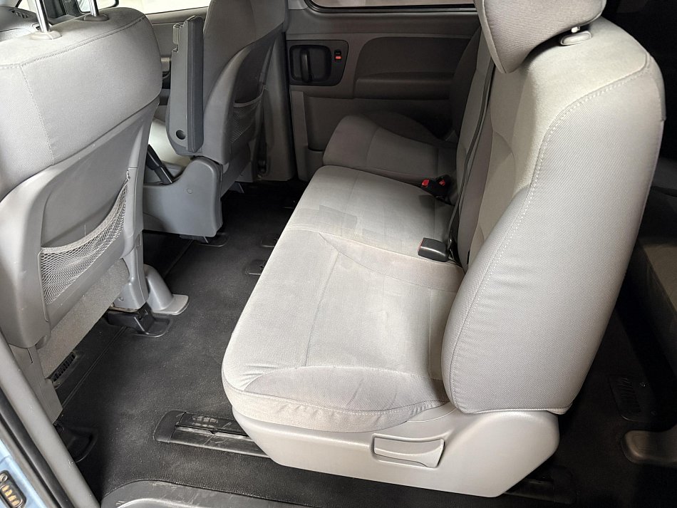 Hyundai H 1 2.5CRDi  8míst