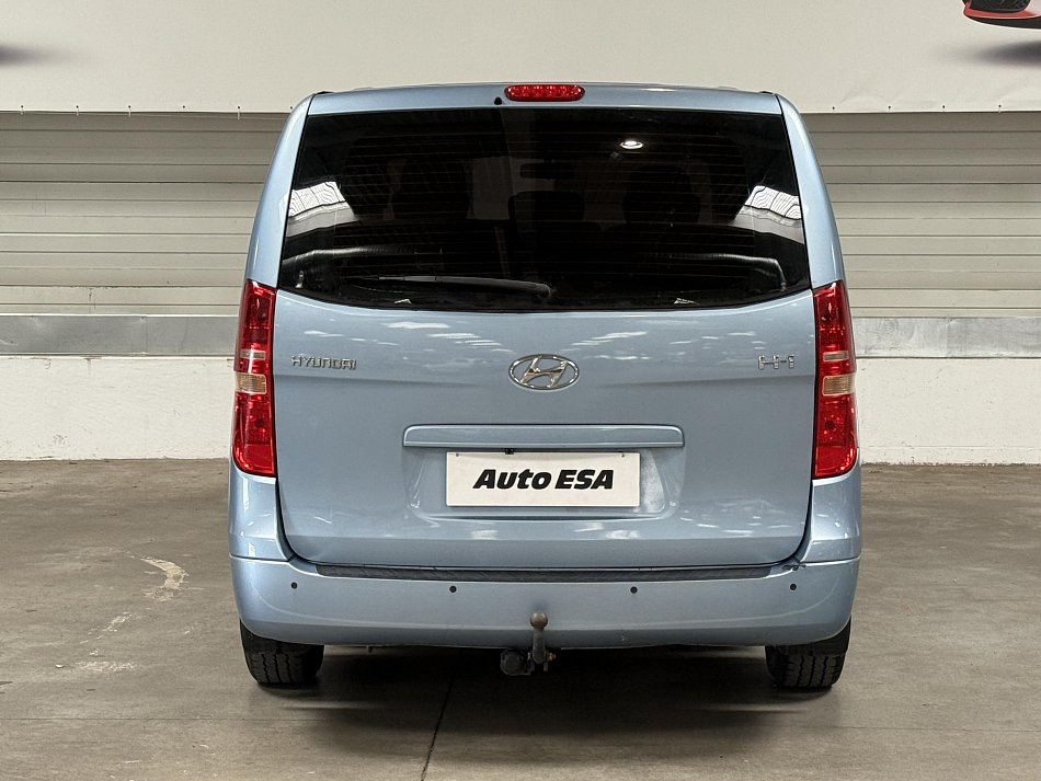 Hyundai H 1 2.5CRDi  8míst