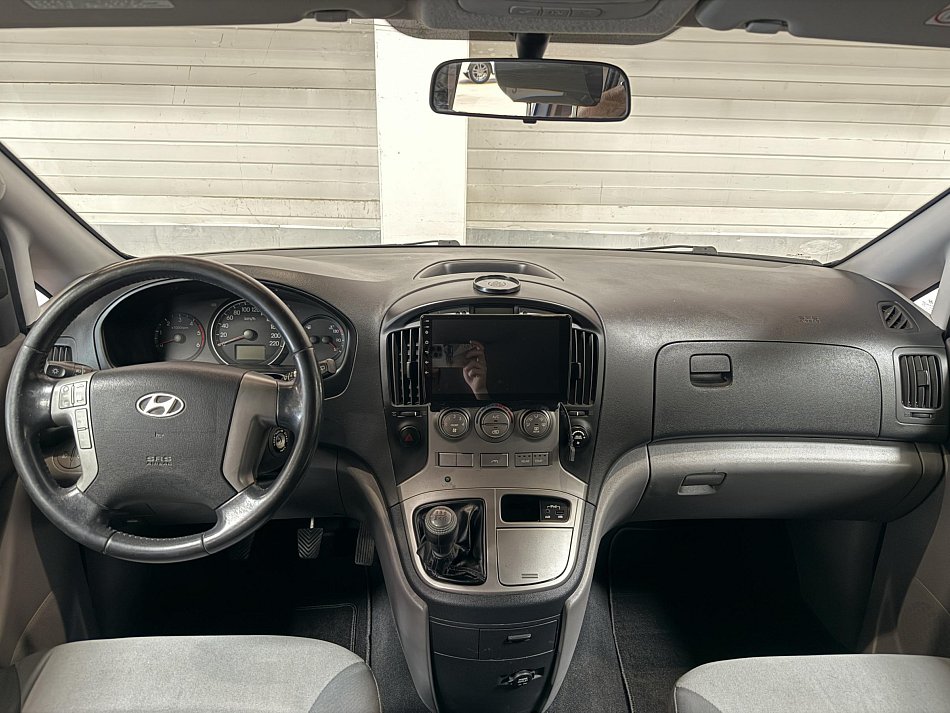 Hyundai H 1 2.5CRDi  8míst