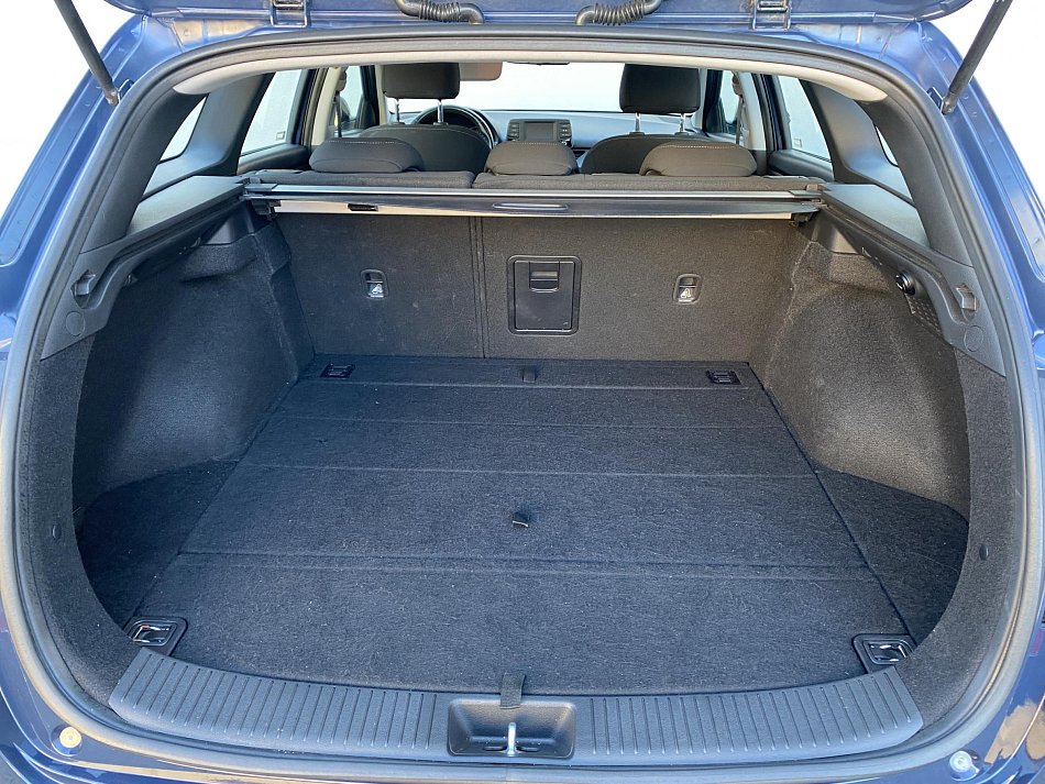Hyundai I30 1.4 T-GDi Trikolor