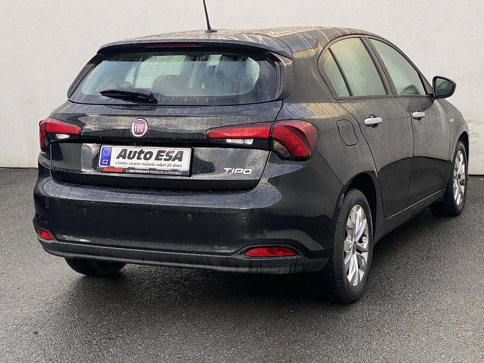 Fiat Tipo 1.4i Lounge