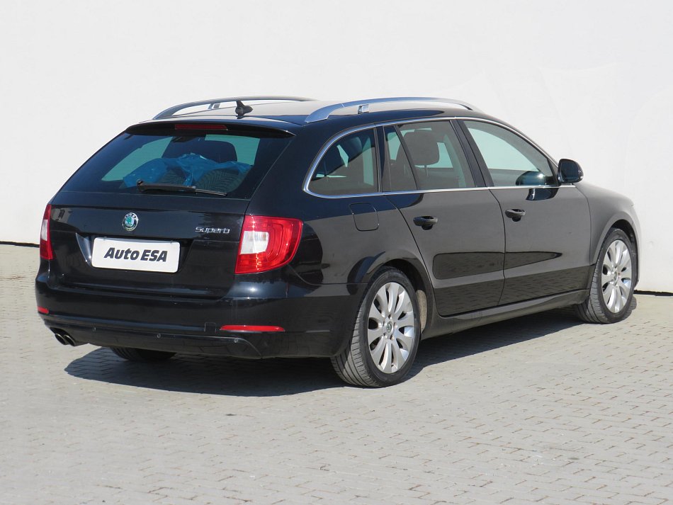 Škoda Superb II 2.0 TDi Ambition
