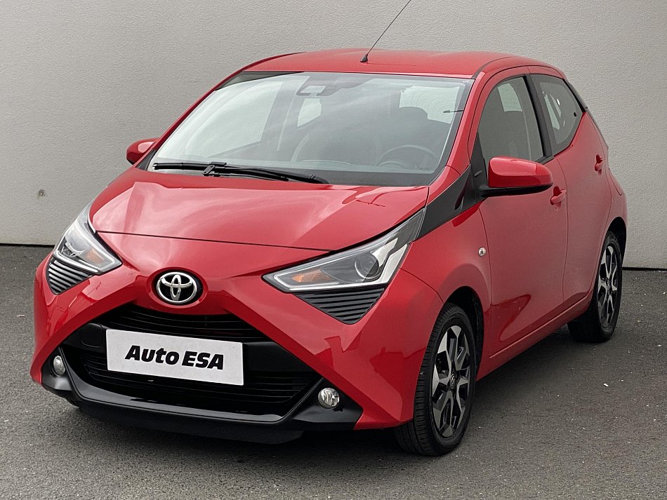 Toyota Aygo 1.0 X-play