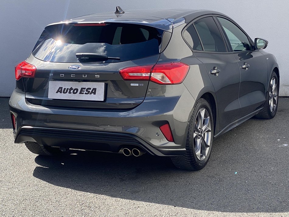 Ford Focus 1.0 EB Hybrid ST-Line