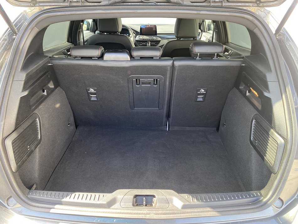 Ford Focus 1.0 EB Hybrid ST-Line
